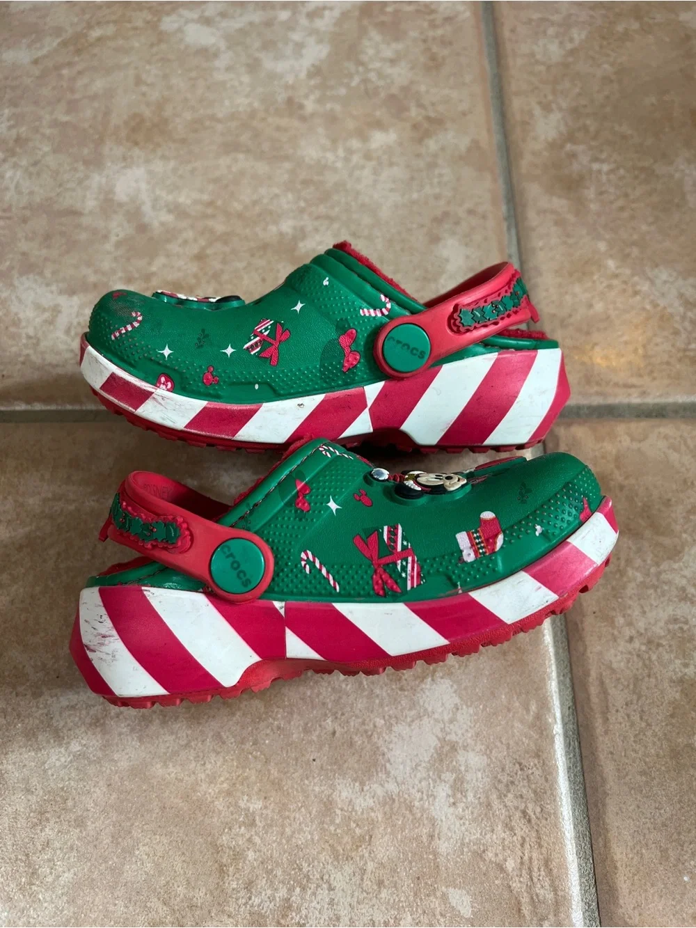 Crocs fleece lined Holiday Christmas Disney Mickey Minnie Mouse toddler Size 8C